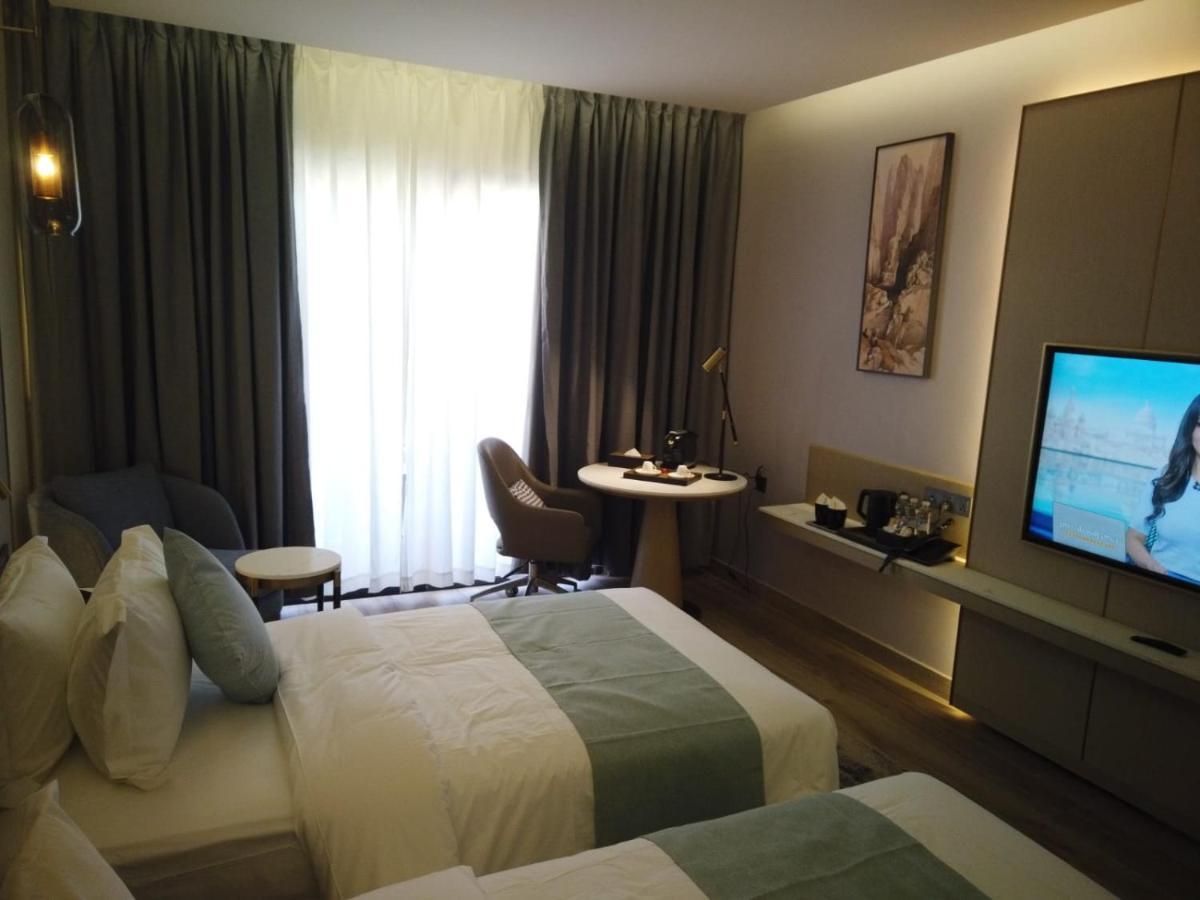 H Luxury Hotel وادي موسى المظهر الخارجي الصورة